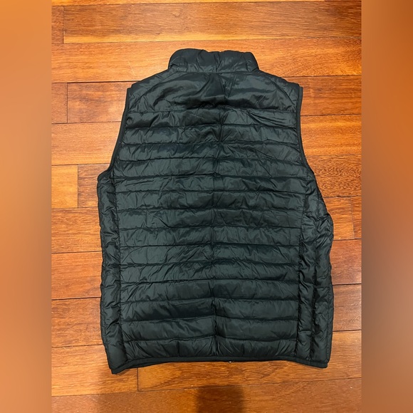 Uniqlo Ultra Light Down Packable Puffer Vest Black Sz. S - Picture 2 of 4